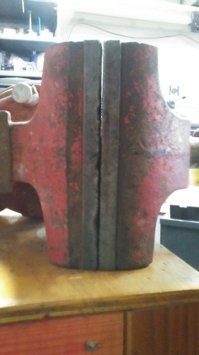 The jaws only contact on one side but mostly work, the main shaft screw was more of an issue and hard to turn